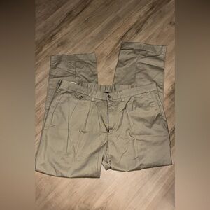 Dockers Men's Tan Chinos